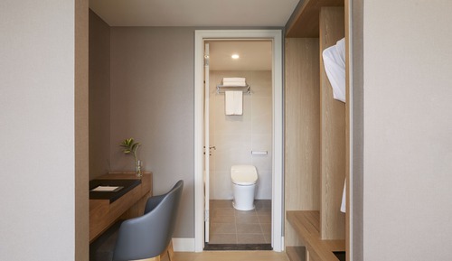 Habitación familiar con 2 camas individuales, vistas a la ciudad