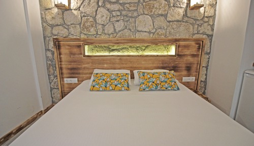 Standard Room, No View