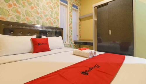 Habitación doble (Reddoorz)