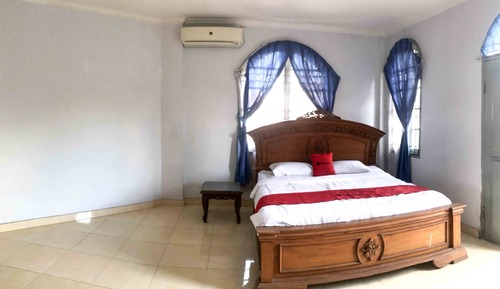 Habitación Deluxe (Reddoorz)