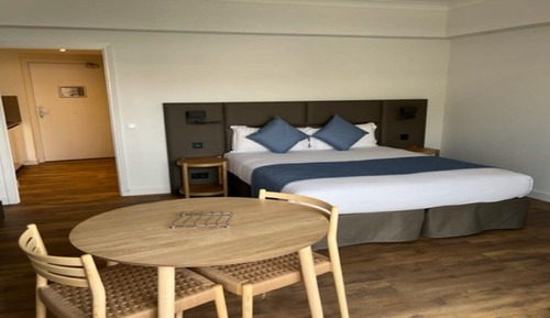 Estudio Deluxe, vistas al mar