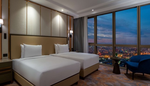 Two Double Beds Deluxe Room with Terrace