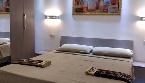 Apartamento, 1 habitación, patio, vistas al jardín