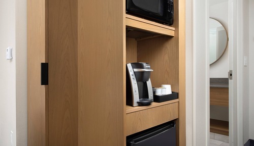 Habitación, 2 camas de matrimonio (Mobility Accessible, Tub)