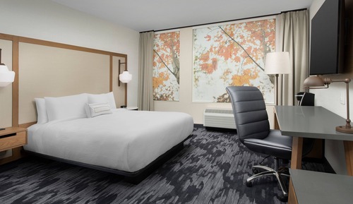 Habitación, 1 cama de matrimonio grande (Mobility Accessible, Tub)