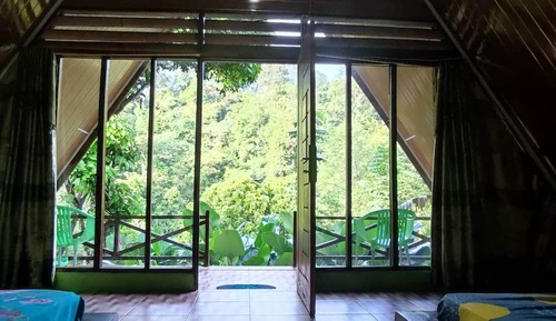 Habitación superior con 2 camas individuales