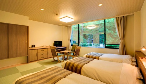 Habitación triple, no fumadores (Japanese Modern Style)