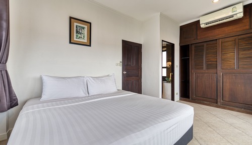 2-Bedroom Villa with Sea View