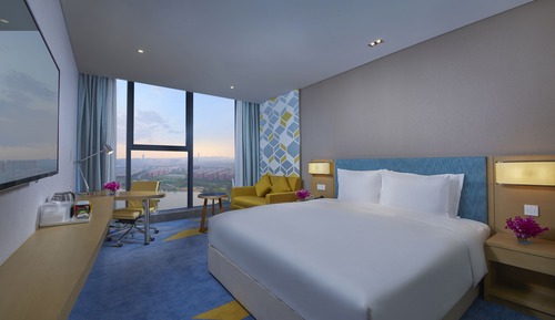 Habitación estándar, 1 cama de matrimonio grande, vistas a la ciudad
