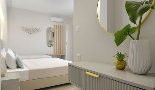 Habitación triple panorámica, balcón