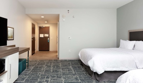 Habitación, 2 camas de matrimonio, accesible para personas con discapacidad, bañera