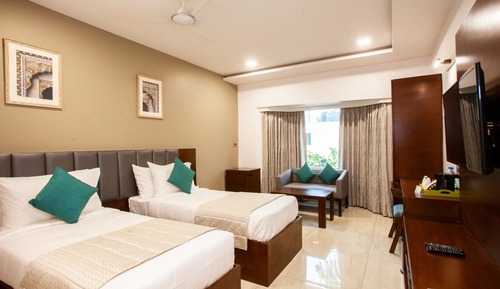 Habitación Confort con 1 cama doble o 2 individuales