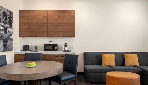 Suite Deluxe, 1 cama de matrimonio grande, no fumadores (Two-Room Suite)