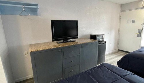 Habitación estándar doble, 2 camas dobles, no fumadores