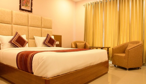 Habitación ejecutiva doble, 1 cama de matrimonio grande (with Banganga / Helipad Drop)