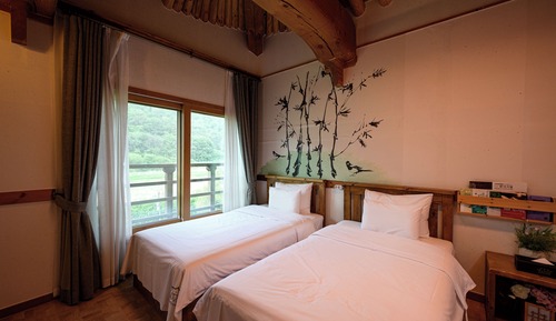 Habitación superior con 2 camas individuales