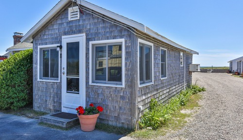 Cottage 11 - 2 Bedrooms, Courtyard View