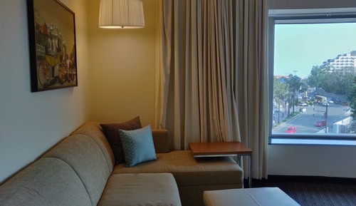 Habitación, 1 cama de matrimonio grande, vistas a la ciudad