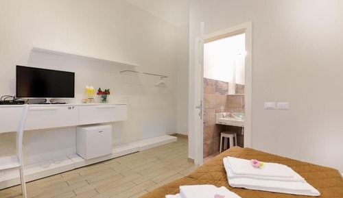 Habitación estándar con 1 cama doble o 2 individuales