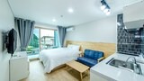 Deluxe Room (B)