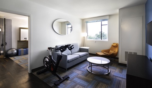 Suite, 1 cama de matrimonio grande, accesible para personas con discapacidad (Mobility Accessible)