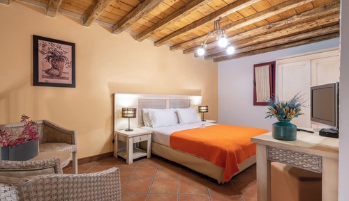 Two Bedroom Residence (Split Level) | 80m²