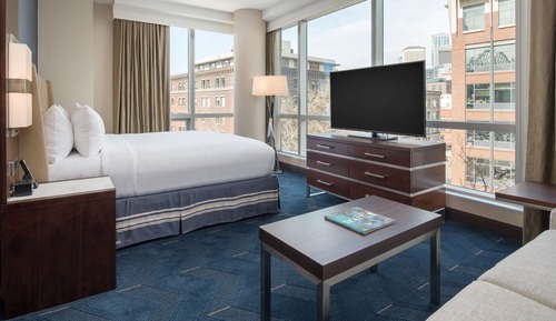 Estudio, 1 cama de matrimonio grande con sofá cama