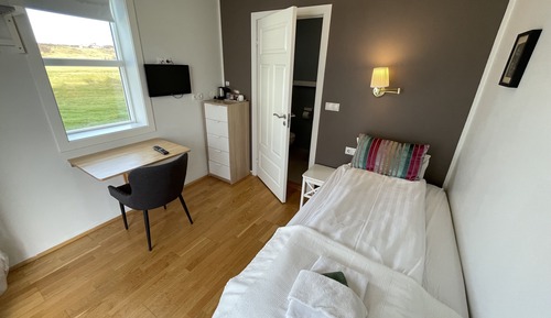 Single Room with Hot Tub and Sauna Access