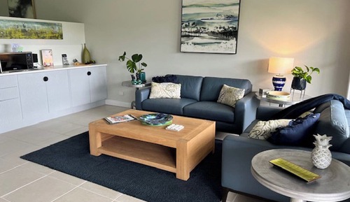 Suite ejecutiva, 1 habitación, vistas al jardín, planta baja