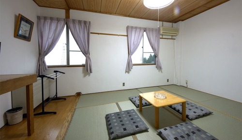 Habitación triple tradicional, baño compartido (Japanese-Style)