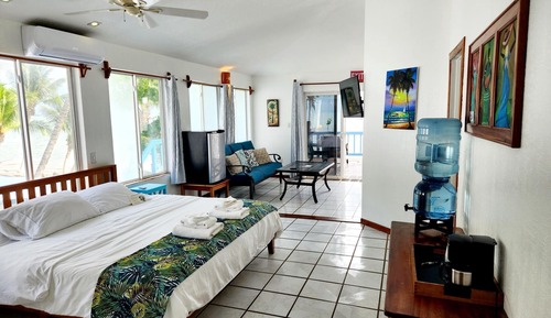 Habitación estándar, varias camas, balcón, vistas a la playa