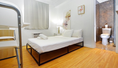 Estudio Confort, 1 cama de matrimonio, cocina básica, frente a la playa