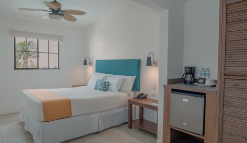 Regular plus, pool view