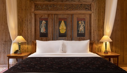 Wooden Pool Villa with 30minutes Massage