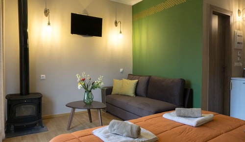 Habitación Confort doble, balcón (Kedros)