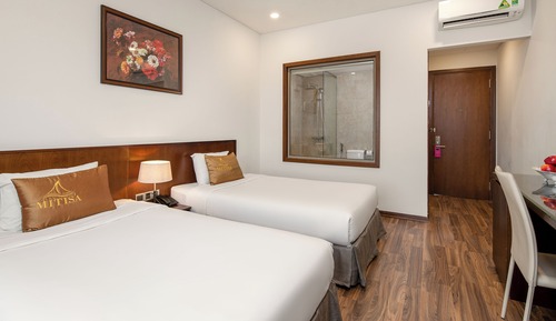 Habitación estándar con 2 camas individuales, sin ventanas