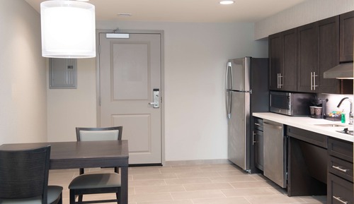 Estudio, 1 cama de matrimonio grande, accesible para personas con discapacidad (Roll-in Shower)