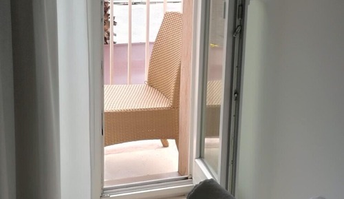 Habitación clásica doble de uso individual, vistas al puerto, frente a la playa