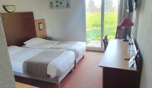 Habitación estándar con 2 camas individuales