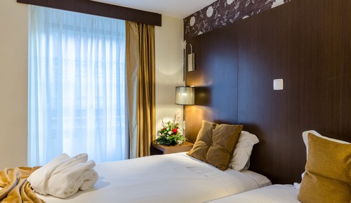 Habitación con 2 camas individuales