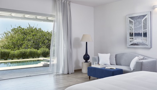 Suite (Pool Experience)