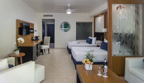 Habitación junior, vistas a la piscina (Privilege)