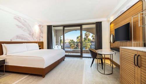 Superior Deluxe Room