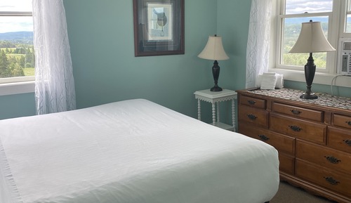 Vail Suite w/deck