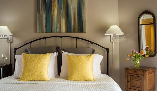 Habitación, bañera de hidromasaje, vistas al lago (Pocahontas)