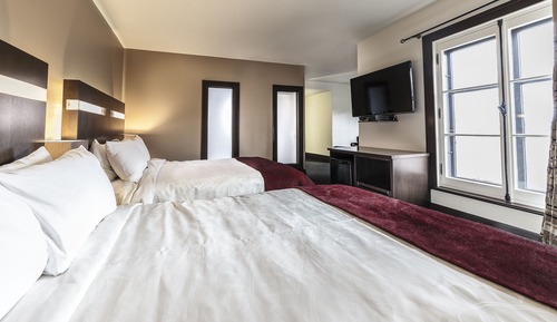 Habitación junior, 2 camas de matrimonio