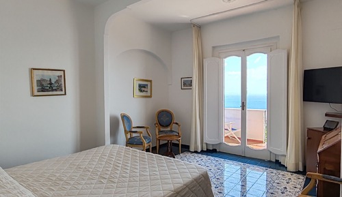 Habitación económica con 1 cama doble o 2 individuales, vistas al mar, en edificio anexo