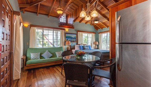 Suite estudio panorámica, 1 cama de matrimonio grande, balcón, vistas al mar