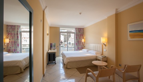 Habitación estándar doble, balcón