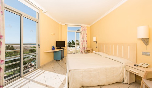 Suite junior, balcón